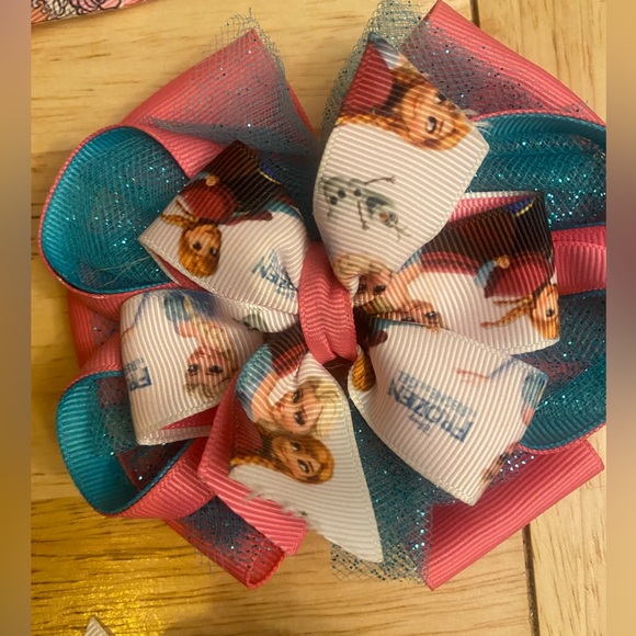 Bundle of Girls bows - Picture 4 of 7